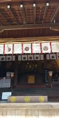 日牟禮八幡宮の本殿・本堂