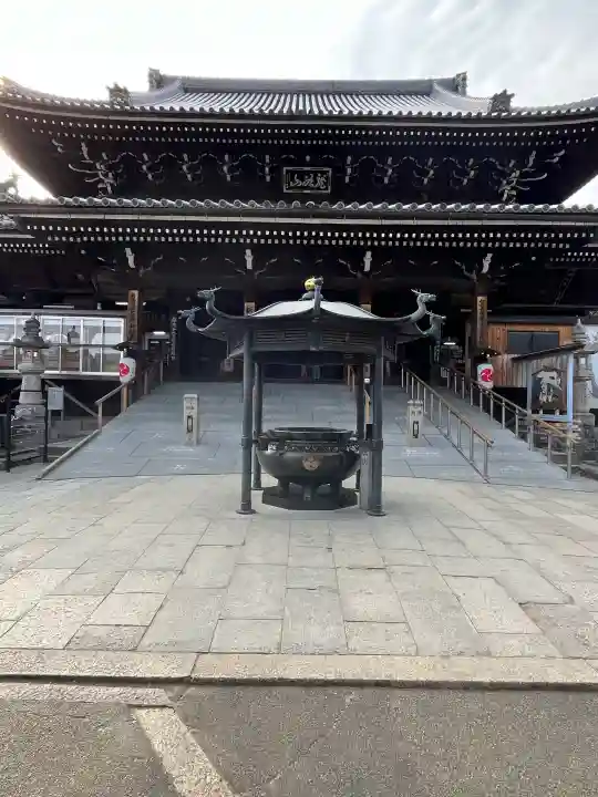 水間寺の{uncategorized: "未分類", other: "その他", undefined: "問題あり", building: "その他建物", grave: "お墓", sacred_gate: "鳥居", guardian: "狛犬", statue: "像", buddha: "仏像", history: "歴史", nature: "自然", garden: "庭園", animal: "動物", pagoda: "塔", temizu: "手水舎", mountain_gate: "山門・神門", sanctuary: "本殿・本堂", subordinate: "末社・摂社", art: "芸術", scenery: "景色", jizo: "地蔵", ema: "絵馬", goshuin: "御朱印", omikuji: "おみくじ", items: "授与品その他", amulet: "お守り", goshuincho: "御朱印帳", eats: "食事", festival: "お祭り", votive_dance: "神楽", shichigosan: "七五三参", wedding: "結婚式", experience: "体験その他", initially: "初詣", around: "周辺", anti_infection: "感染症対策"}