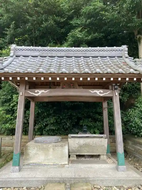 清水神社の手水舎