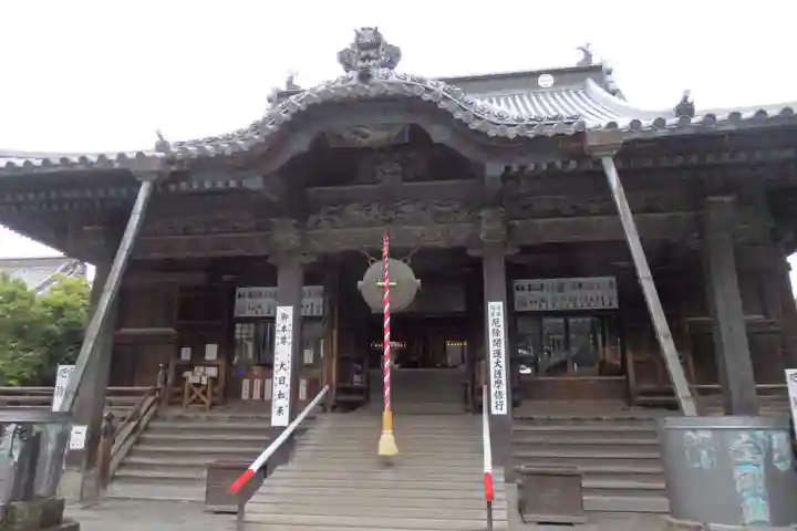 鑁阿寺の本殿・本堂