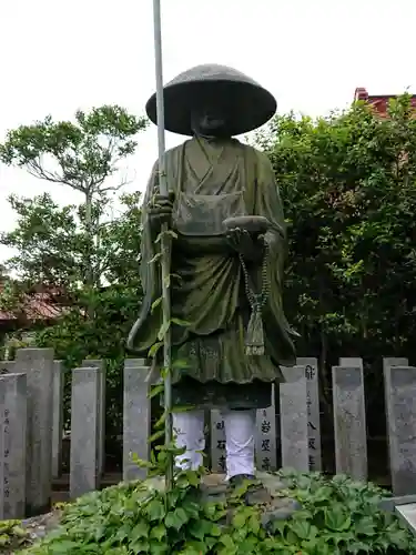 寶珠寺（宝珠寺）の像