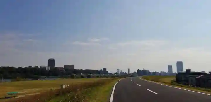 小岩田天祖神社の周辺