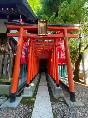 諏訪神社の末社・摂社