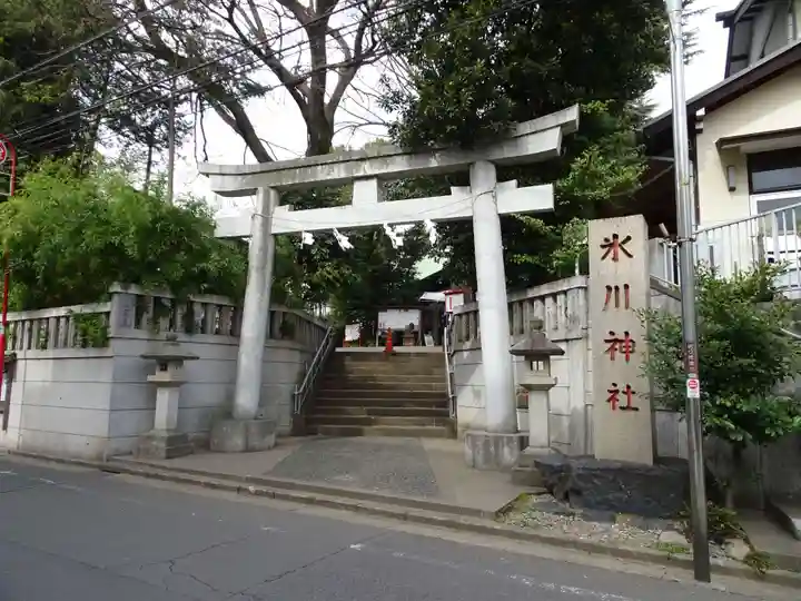 幡ケ谷氷川神社の鳥居