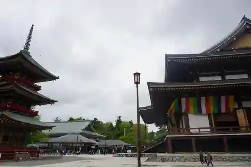 成田山新勝寺の本殿・本堂