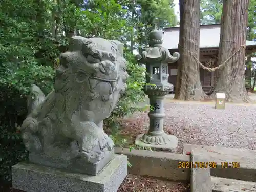 飯豊和気神社の狛犬