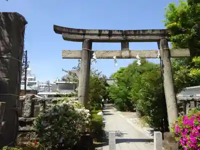 鳩森八幡神社の鳥居