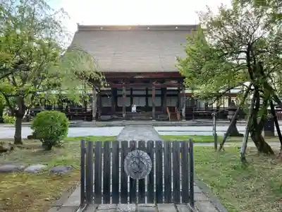 浄興寺の本殿・本堂