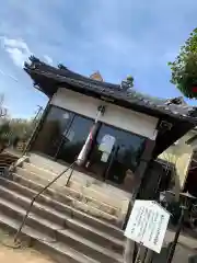 華光寺の本殿