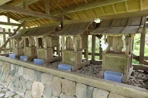 村山神社の末社・摂社