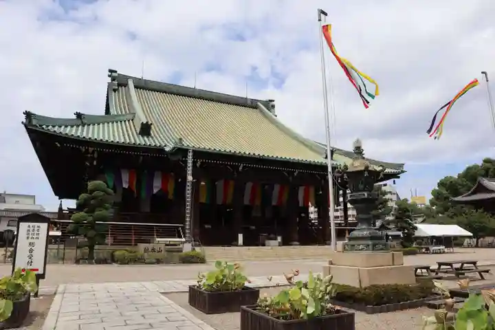 大念佛寺の本殿・本堂