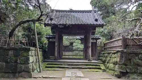 寿福寺の山門