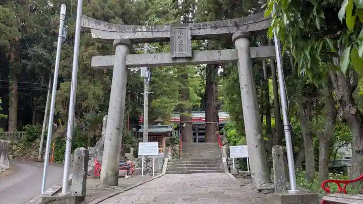 八幡朝見神社の鳥居