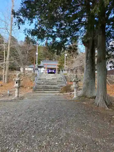 山津見神社の{uncategorized: "未分類", other: "その他", undefined: "問題あり", building: "その他建物", grave: "お墓", sacred_gate: "鳥居", guardian: "狛犬", statue: "像", buddha: "仏像", history: "歴史", nature: "自然", garden: "庭園", animal: "動物", pagoda: "塔", temizu: "手水舎", mountain_gate: "山門・神門", sanctuary: "本殿・本堂", subordinate: "末社・摂社", art: "芸術", scenery: "景色", jizo: "地蔵", ema: "絵馬", goshuin: "御朱印", omikuji: "おみくじ", items: "授与品その他", amulet: "お守り", goshuincho: "御朱印帳", eats: "食事", festival: "お祭り", votive_dance: "神楽", shichigosan: "七五三参", wedding: "結婚式", experience: "体験その他", initially: "初詣", around: "周辺", anti_infection: "感染症対策"}