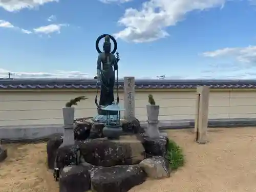 生福寺の{uncategorized: "未分類", other: "その他", undefined: "問題あり", building: "その他建物", grave: "お墓", sacred_gate: "鳥居", guardian: "狛犬", statue: "像", buddha: "仏像", history: "歴史", nature: "自然", garden: "庭園", animal: "動物", pagoda: "塔", temizu: "手水舎", mountain_gate: "山門・神門", sanctuary: "本殿・本堂", subordinate: "末社・摂社", art: "芸術", scenery: "景色", jizo: "地蔵", ema: "絵馬", goshuin: "御朱印", omikuji: "おみくじ", items: "授与品その他", amulet: "お守り", goshuincho: "御朱印帳", eats: "食事", festival: "お祭り", votive_dance: "神楽", shichigosan: "七五三参", wedding: "結婚式", experience: "体験その他", initially: "初詣", around: "周辺", anti_infection: "感染症対策"}