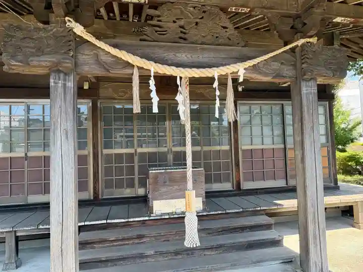 日向山神社の{uncategorized: "未分類", other: "その他", undefined: "問題あり", building: "その他建物", grave: "お墓", sacred_gate: "鳥居", guardian: "狛犬", statue: "像", buddha: "仏像", history: "歴史", nature: "自然", garden: "庭園", animal: "動物", pagoda: "塔", temizu: "手水舎", mountain_gate: "山門・神門", sanctuary: "本殿・本堂", subordinate: "末社・摂社", art: "芸術", scenery: "景色", jizo: "地蔵", ema: "絵馬", goshuin: "御朱印", omikuji: "おみくじ", items: "授与品その他", amulet: "お守り", goshuincho: "御朱印帳", eats: "食事", festival: "お祭り", votive_dance: "神楽", shichigosan: "七五三参", wedding: "結婚式", experience: "体験その他", initially: "初詣", around: "周辺", anti_infection: "感染症対策"}