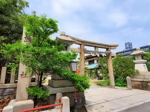 難波熊野神社の鳥居