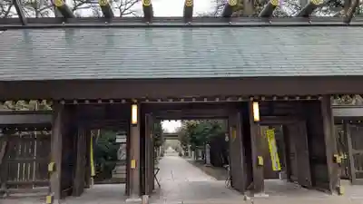 帯廣神社の山門・神門