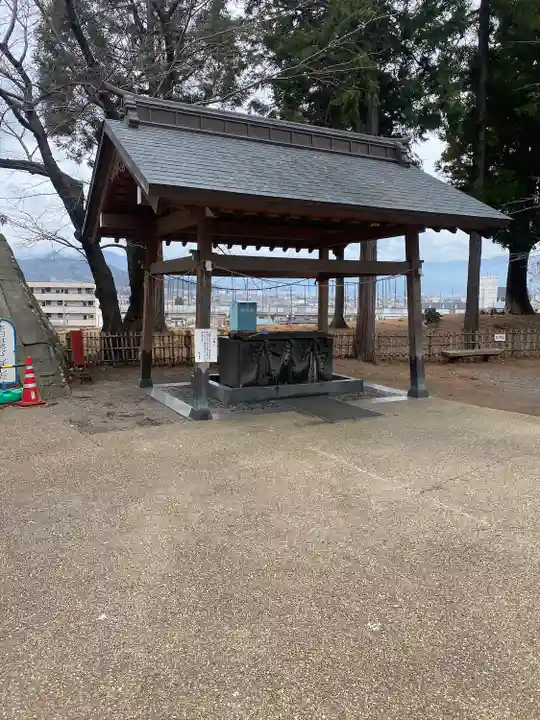 眞田神社の手水舎
