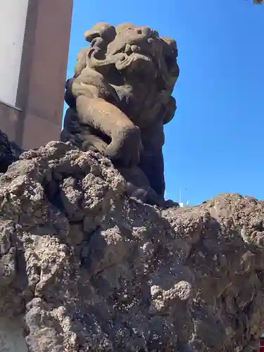 鶴見神社の狛犬