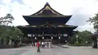 善光寺の本殿・本堂