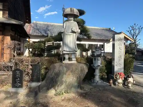 專福寺の{uncategorized: "未分類", other: "その他", undefined: "問題あり", building: "その他建物", grave: "お墓", sacred_gate: "鳥居", guardian: "狛犬", statue: "像", buddha: "仏像", history: "歴史", nature: "自然", garden: "庭園", animal: "動物", pagoda: "塔", temizu: "手水舎", mountain_gate: "山門・神門", sanctuary: "本殿・本堂", subordinate: "末社・摂社", art: "芸術", scenery: "景色", jizo: "地蔵", ema: "絵馬", goshuin: "御朱印", omikuji: "おみくじ", items: "授与品その他", amulet: "お守り", goshuincho: "御朱印帳", eats: "食事", festival: "お祭り", votive_dance: "神楽", shichigosan: "七五三参", wedding: "結婚式", experience: "体験その他", initially: "初詣", around: "周辺", anti_infection: "感染症対策"}