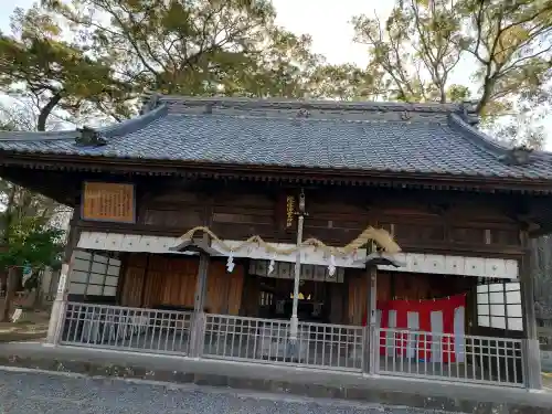 焼津神社の{uncategorized: "未分類", other: "その他", undefined: "問題あり", building: "その他建物", grave: "お墓", sacred_gate: "鳥居", guardian: "狛犬", statue: "像", buddha: "仏像", history: "歴史", nature: "自然", garden: "庭園", animal: "動物", pagoda: "塔", temizu: "手水舎", mountain_gate: "山門・神門", sanctuary: "本殿・本堂", subordinate: "末社・摂社", art: "芸術", scenery: "景色", jizo: "地蔵", ema: "絵馬", goshuin: "御朱印", omikuji: "おみくじ", items: "授与品その他", amulet: "お守り", goshuincho: "御朱印帳", eats: "食事", festival: "お祭り", votive_dance: "神楽", shichigosan: "七五三参", wedding: "結婚式", experience: "体験その他", initially: "初詣", around: "周辺", anti_infection: "感染症対策"}