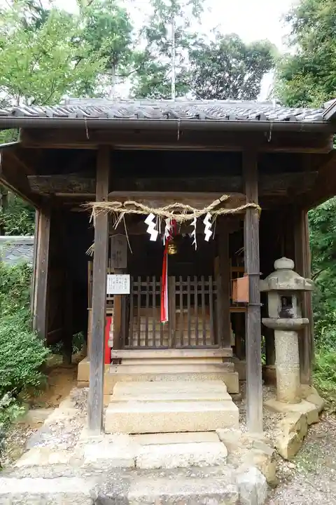 近津尾神社の末社・摂社