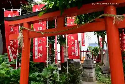 装束稲荷神社(王子稲荷神社境外摂社)の鳥居