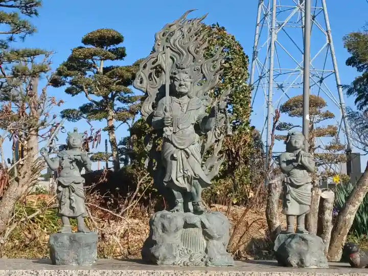 法音寺の{uncategorized: "未分類", other: "その他", undefined: "問題あり", building: "その他建物", grave: "お墓", sacred_gate: "鳥居", guardian: "狛犬", statue: "像", buddha: "仏像", history: "歴史", nature: "自然", garden: "庭園", animal: "動物", pagoda: "塔", temizu: "手水舎", mountain_gate: "山門・神門", sanctuary: "本殿・本堂", subordinate: "末社・摂社", art: "芸術", scenery: "景色", jizo: "地蔵", ema: "絵馬", goshuin: "御朱印", omikuji: "おみくじ", items: "授与品その他", amulet: "お守り", goshuincho: "御朱印帳", eats: "食事", festival: "お祭り", votive_dance: "神楽", shichigosan: "七五三参", wedding: "結婚式", experience: "体験その他", initially: "初詣", around: "周辺", anti_infection: "感染症対策"}