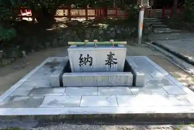 檜原神社(大神神社摂社)の手水舎