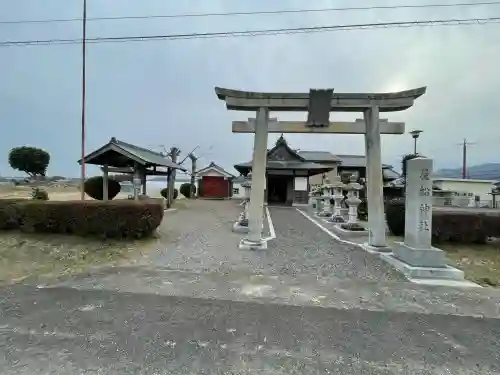屋船神社の{uncategorized: "未分類", other: "その他", undefined: "問題あり", building: "その他建物", grave: "お墓", sacred_gate: "鳥居", guardian: "狛犬", statue: "像", buddha: "仏像", history: "歴史", nature: "自然", garden: "庭園", animal: "動物", pagoda: "塔", temizu: "手水舎", mountain_gate: "山門・神門", sanctuary: "本殿・本堂", subordinate: "末社・摂社", art: "芸術", scenery: "景色", jizo: "地蔵", ema: "絵馬", goshuin: "御朱印", omikuji: "おみくじ", items: "授与品その他", amulet: "お守り", goshuincho: "御朱印帳", eats: "食事", festival: "お祭り", votive_dance: "神楽", shichigosan: "七五三参", wedding: "結婚式", experience: "体験その他", initially: "初詣", around: "周辺", anti_infection: "感染症対策"}