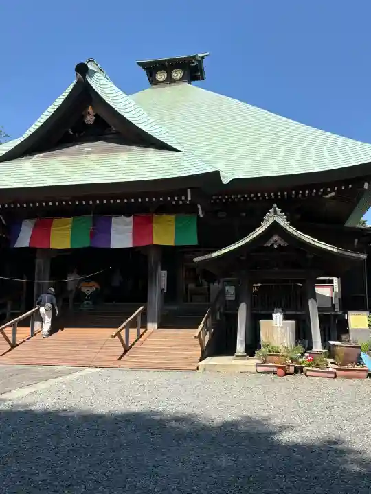 弘明寺の{uncategorized: "未分類", other: "その他", undefined: "問題あり", building: "その他建物", grave: "お墓", sacred_gate: "鳥居", guardian: "狛犬", statue: "像", buddha: "仏像", history: "歴史", nature: "自然", garden: "庭園", animal: "動物", pagoda: "塔", temizu: "手水舎", mountain_gate: "山門・神門", sanctuary: "本殿・本堂", subordinate: "末社・摂社", art: "芸術", scenery: "景色", jizo: "地蔵", ema: "絵馬", goshuin: "御朱印", omikuji: "おみくじ", items: "授与品その他", amulet: "お守り", goshuincho: "御朱印帳", eats: "食事", festival: "お祭り", votive_dance: "神楽", shichigosan: "七五三参", wedding: "結婚式", experience: "体験その他", initially: "初詣", around: "周辺", anti_infection: "感染症対策"}
