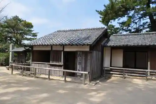 松陰神社の建物その他