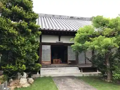 神宮寺の本殿・本堂