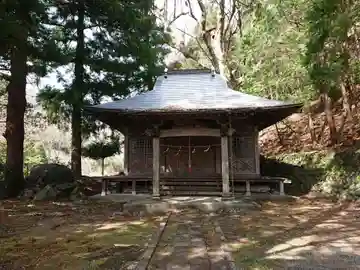 頼政神社の本殿・本堂