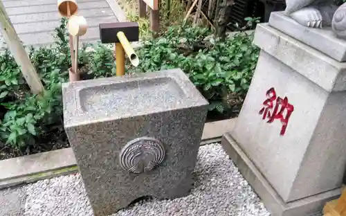 茶ノ木神社の手水舎