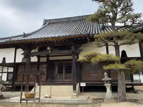 備中國分寺の{uncategorized: "未分類", other: "その他", undefined: "問題あり", building: "その他建物", grave: "お墓", sacred_gate: "鳥居", guardian: "狛犬", statue: "像", buddha: "仏像", history: "歴史", nature: "自然", garden: "庭園", animal: "動物", pagoda: "塔", temizu: "手水舎", mountain_gate: "山門・神門", sanctuary: "本殿・本堂", subordinate: "末社・摂社", art: "芸術", scenery: "景色", jizo: "地蔵", ema: "絵馬", goshuin: "御朱印", omikuji: "おみくじ", items: "授与品その他", amulet: "お守り", goshuincho: "御朱印帳", eats: "食事", festival: "お祭り", votive_dance: "神楽", shichigosan: "七五三参", wedding: "結婚式", experience: "体験その他", initially: "初詣", around: "周辺", anti_infection: "感染症対策"}