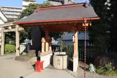 鶴見神社の手水舎