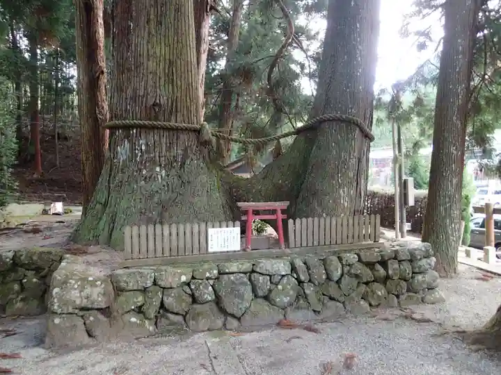 室生龍穴神社のその他建物