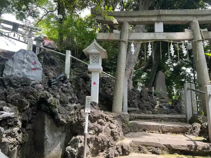 多摩川浅間神社の鳥居