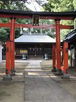 大谷場氷川神社の鳥居