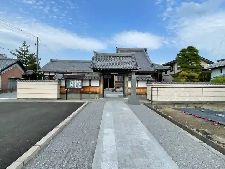西法寺の{uncategorized: "未分類", other: "その他", undefined: "問題あり", building: "その他建物", grave: "お墓", sacred_gate: "鳥居", guardian: "狛犬", statue: "像", buddha: "仏像", history: "歴史", nature: "自然", garden: "庭園", animal: "動物", pagoda: "塔", temizu: "手水舎", mountain_gate: "山門・神門", sanctuary: "本殿・本堂", subordinate: "末社・摂社", art: "芸術", scenery: "景色", jizo: "地蔵", ema: "絵馬", goshuin: "御朱印", omikuji: "おみくじ", items: "授与品その他", amulet: "お守り", goshuincho: "御朱印帳", eats: "食事", festival: "お祭り", votive_dance: "神楽", shichigosan: "七五三参", wedding: "結婚式", experience: "体験その他", initially: "初詣", around: "周辺", anti_infection: "感染症対策"}