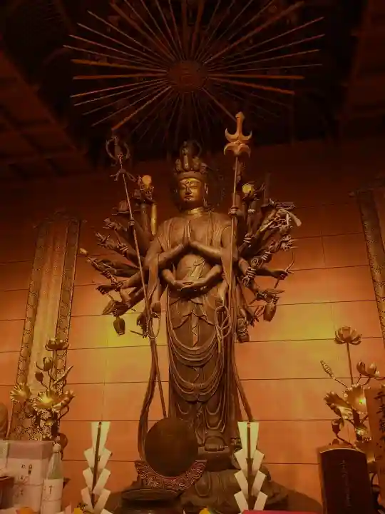 道成寺の{uncategorized: "未分類", other: "その他", undefined: "問題あり", building: "その他建物", grave: "お墓", sacred_gate: "鳥居", guardian: "狛犬", statue: "像", buddha: "仏像", history: "歴史", nature: "自然", garden: "庭園", animal: "動物", pagoda: "塔", temizu: "手水舎", mountain_gate: "山門・神門", sanctuary: "本殿・本堂", subordinate: "末社・摂社", art: "芸術", scenery: "景色", jizo: "地蔵", ema: "絵馬", goshuin: "御朱印", omikuji: "おみくじ", items: "授与品その他", amulet: "お守り", goshuincho: "御朱印帳", eats: "食事", festival: "お祭り", votive_dance: "神楽", shichigosan: "七五三参", wedding: "結婚式", experience: "体験その他", initially: "初詣", around: "周辺", anti_infection: "感染症対策"}