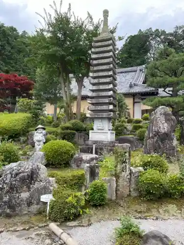 養仙寺の塔