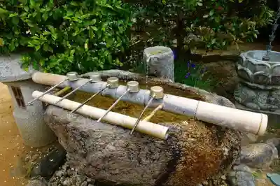 法起院の手水舎