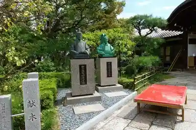 長岡天満宮の像