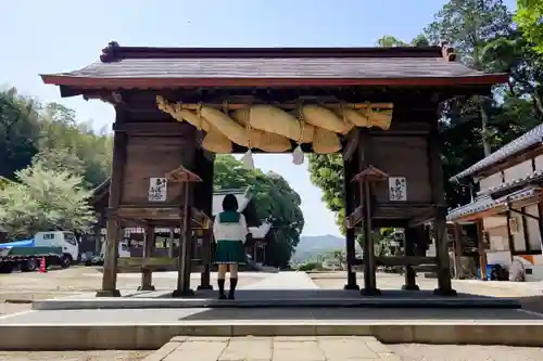 揖夜神社の山門・神門