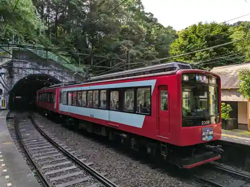 深澤銭洗弁財天の周辺