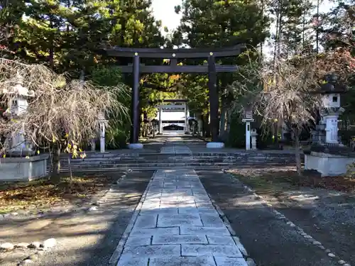 山梨縣護國神社の鳥居